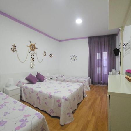 Hostal Loyola Madrid Exteriér fotografie