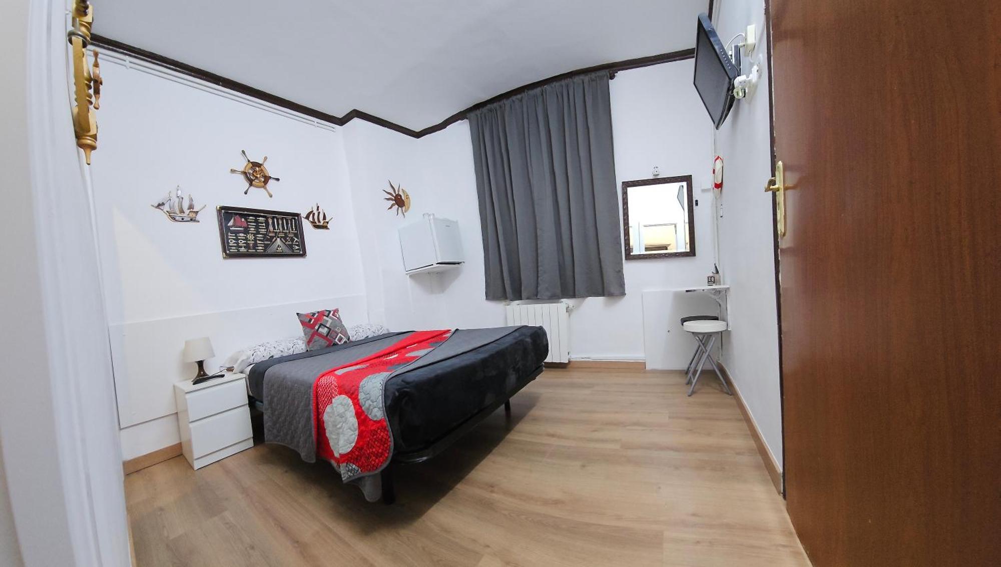 Hostal Loyola Madrid Exteriér fotografie