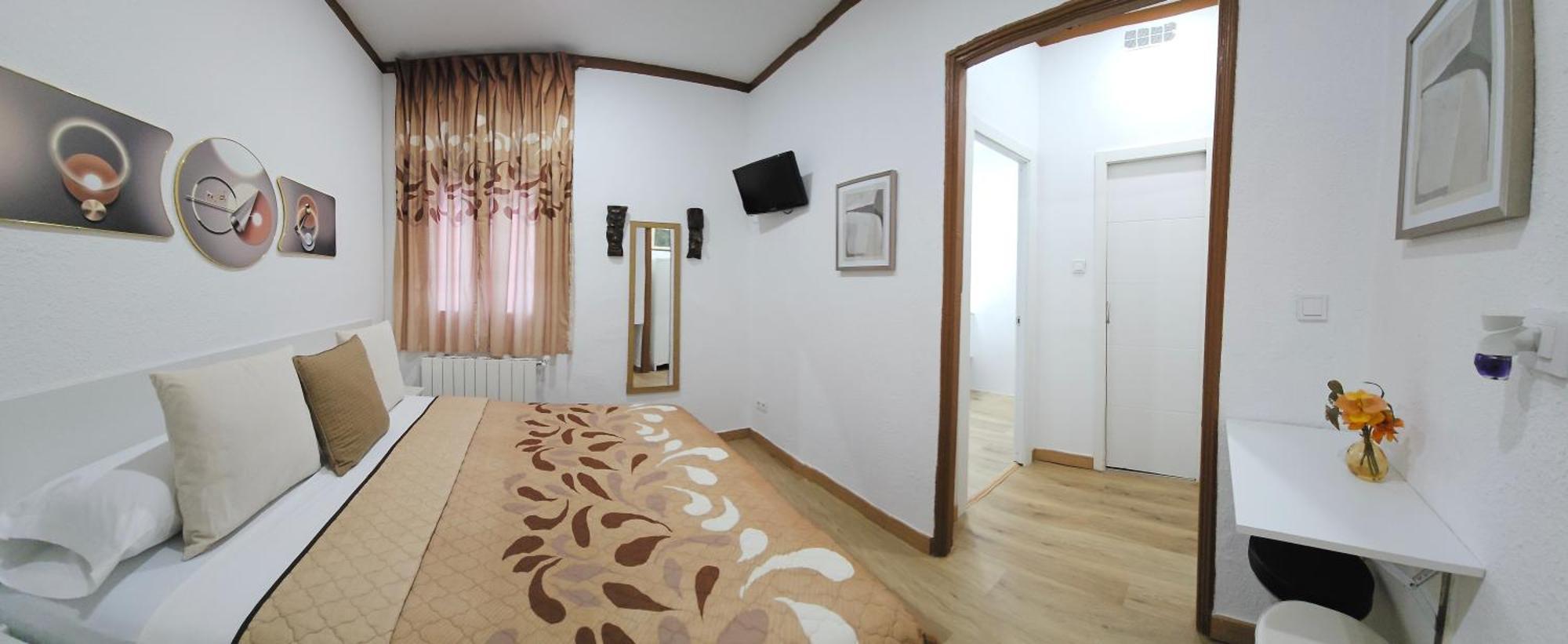 Hostal Loyola Madrid Exteriér fotografie