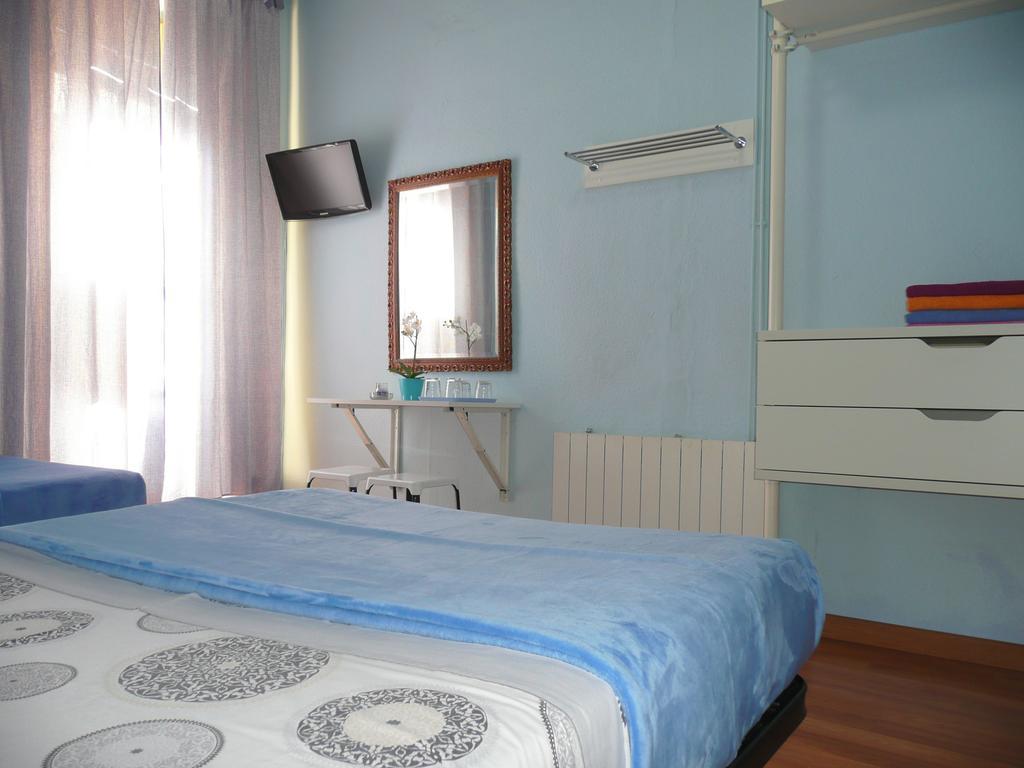 Hostal Loyola Madrid Exteriér fotografie